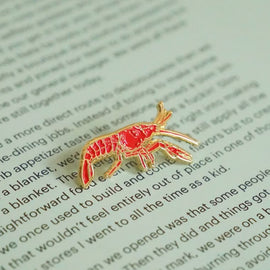 Red crawfish enamel pin 