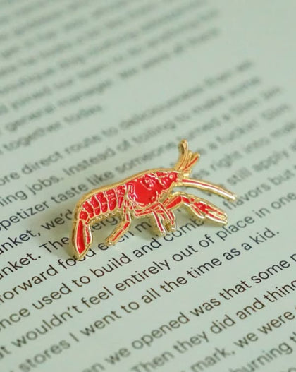 Red crawfish enamel pin 