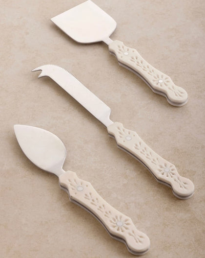 Derby Cheese Knives set of 3 with cream floral handles – chisel, pronged, and spreader knives.