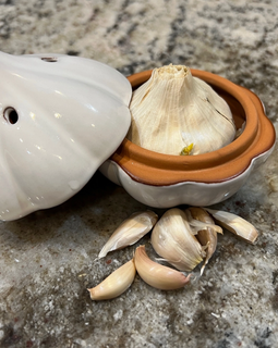 Garlic Keeper