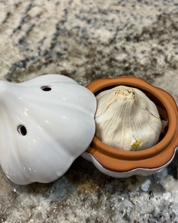 Garlic Keeper