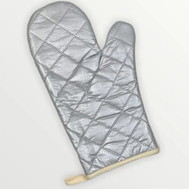 Dog Print Oven Mitt.