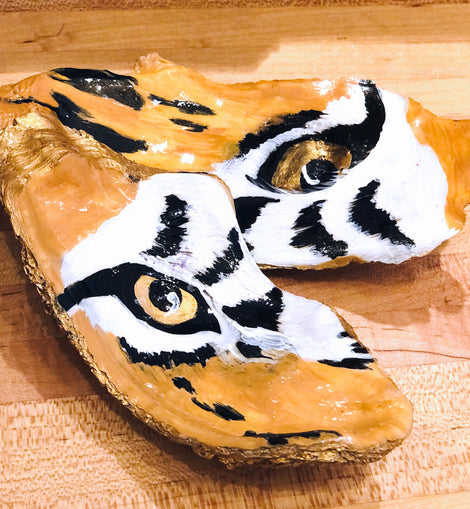Tiger Eye Oyster Hand Painted Spoon Rest