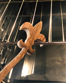 Fleur De Lis Oven Pull